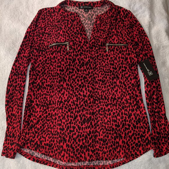 INC V-Neck Leopard Print Petite Top - Picture 1 of 5